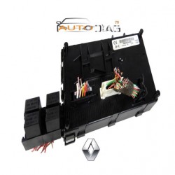 unité centrale d'habitacle UCH N3 VIERGE RENAULT CLIO 2 sageme P8200234046, 8200234046, 21659062-7